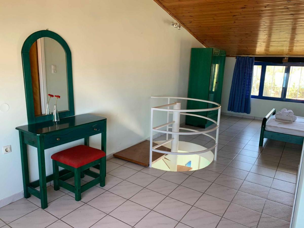 Angistri's Panorama Apartment *